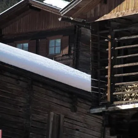 Feriehus Ferienhaus Alter Kornkasten Untertilliach